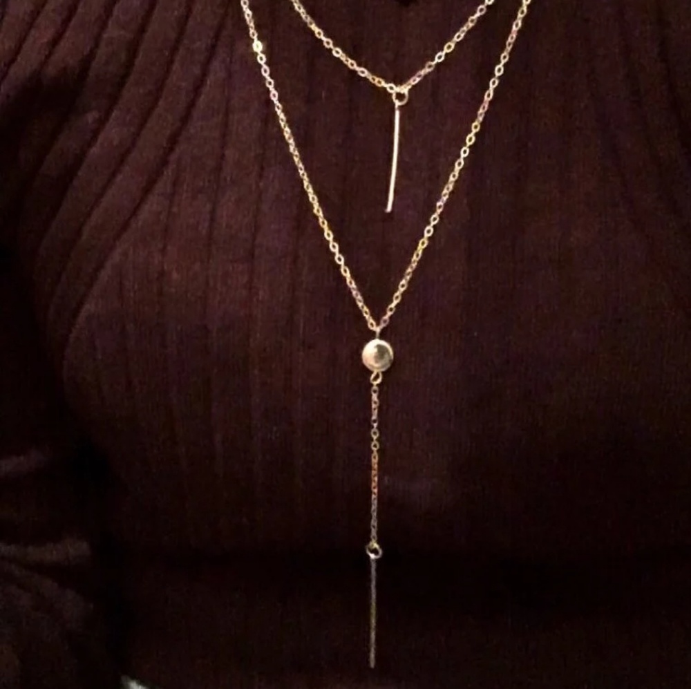 5/$25 Delicate dainty layered necklace - Picture 4 of 4